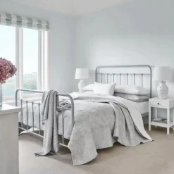Provincial Home Living Beds + Bedheads>Alexander Queen Bed