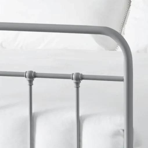 Provincial Home Living Beds + Bedheads>Alexander Queen Bed
