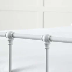 Provincial Home Living Beds + Bedheads></noscript>Alexander Queen Bed