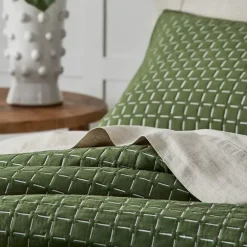 Provincial Home Living Coverlets + Shams></noscript>Arabella Coverlet 240x260