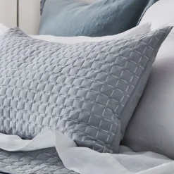 Provincial Home Living Coverlets + Shams></noscript>Arabella Coverlet 240x260
