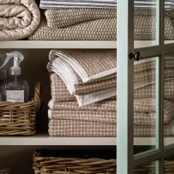 Provincial Home Living Bath Towels>Astrid Bath Towel
