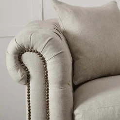 Provincial Home Living Sofas>Chesterfield Sofa