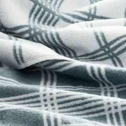 Provincial Home Living Bath Towels></noscript>Cosmo Bath Towel