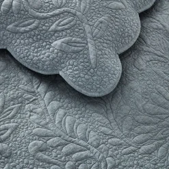 Provincial Home Living Coverlets + Shams></noscript>Cullen Standard Sham