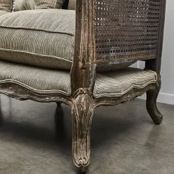 Provincial Home Living Sofas></noscript>Edinburgh Sofa