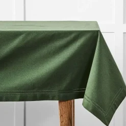 Provincial Home Living Napery>Hayman Tablecloth 180x275