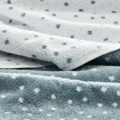 Provincial Home Living Bath Towels></noscript>Phoebe Bath Towel