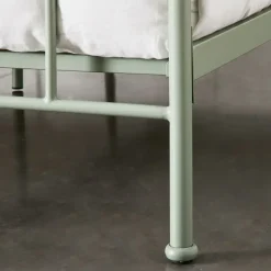Provincial Home Living Beds + Bedheads></noscript>Quinn Queen Bed