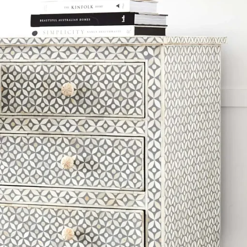 Provincial Home Living Chest Of Drawers>Richardson Chest