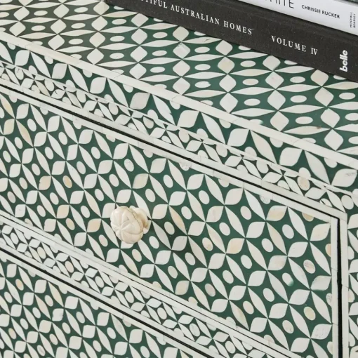 Provincial Home Living Chest Of Drawers>Richardson Chest