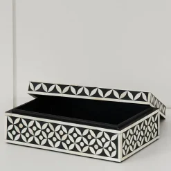 Provincial Home Living Decorative Accents | Decorative Accents></noscript>Richardson Mia Box