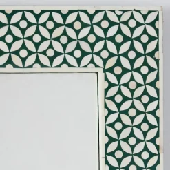 Provincial Home Living Mirrors | Mirrors></noscript>Richardson Mirror