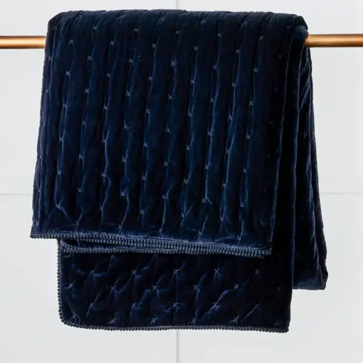 Provincial Home Living Coverlets + Shams>Savannah Coverlet 240x260