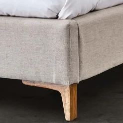 Provincial Home Living Beds + Bedheads></noscript>Serena Bed -