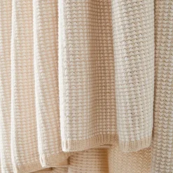 Provincial Home Living Throws | Throws>Sia Throw